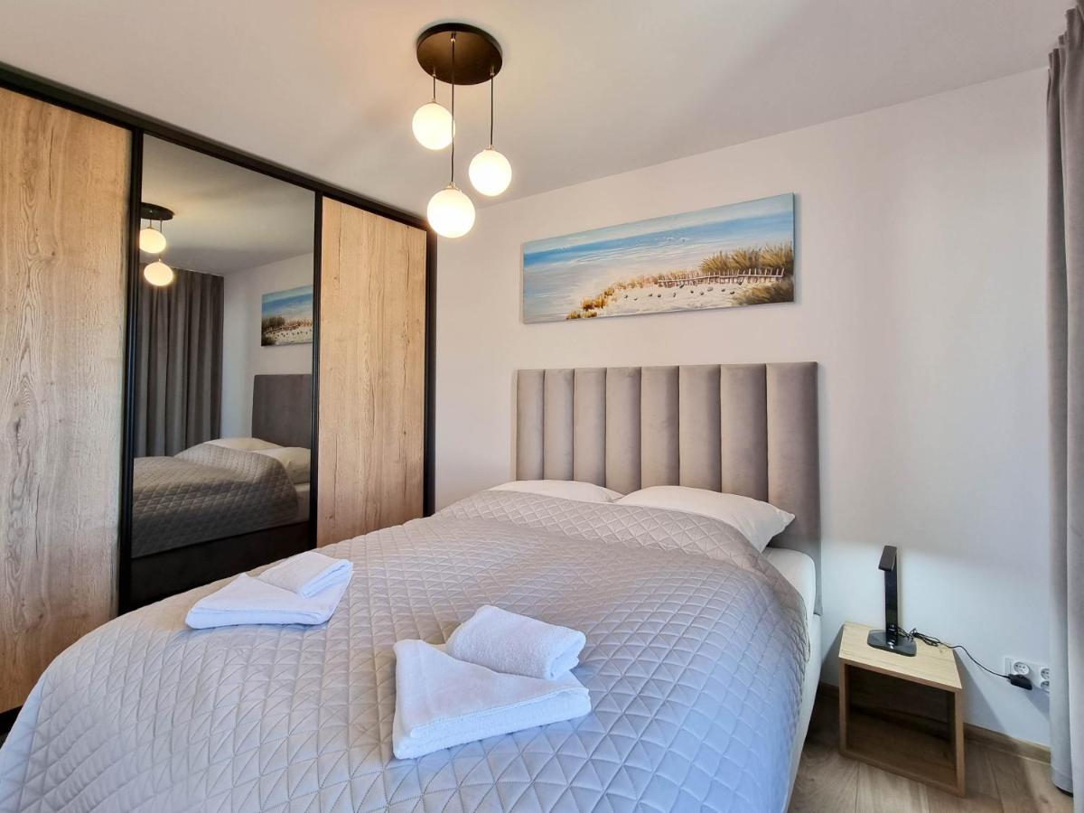 Апартаменти Visit Baltic - Sun Towers -2 Sypialnie - Parking Inklusive Свіноуйсьце Екстер'єр фото