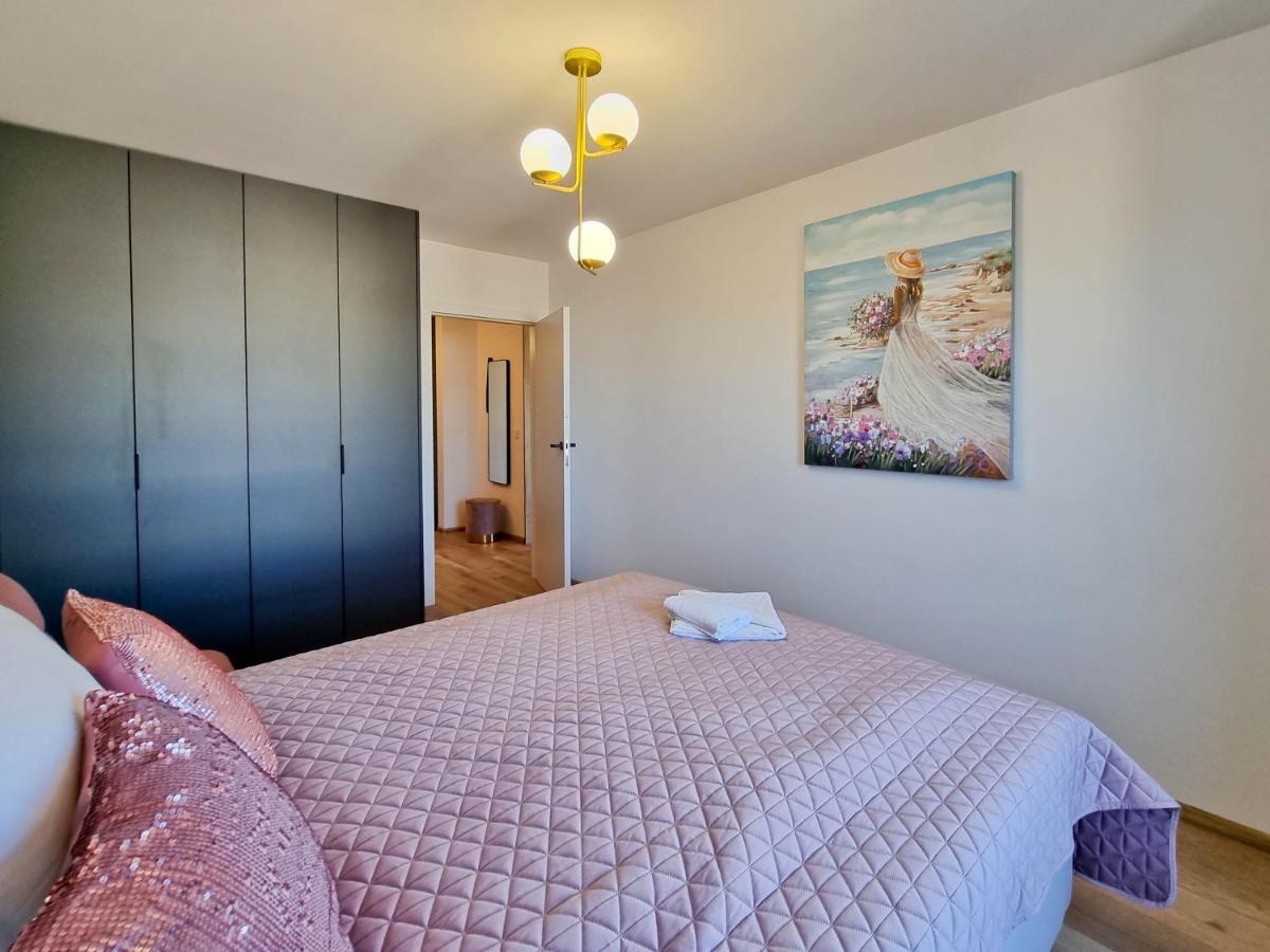 Апартаменти Visit Baltic - Sun Towers -2 Sypialnie - Parking Inklusive Свіноуйсьце Екстер'єр фото